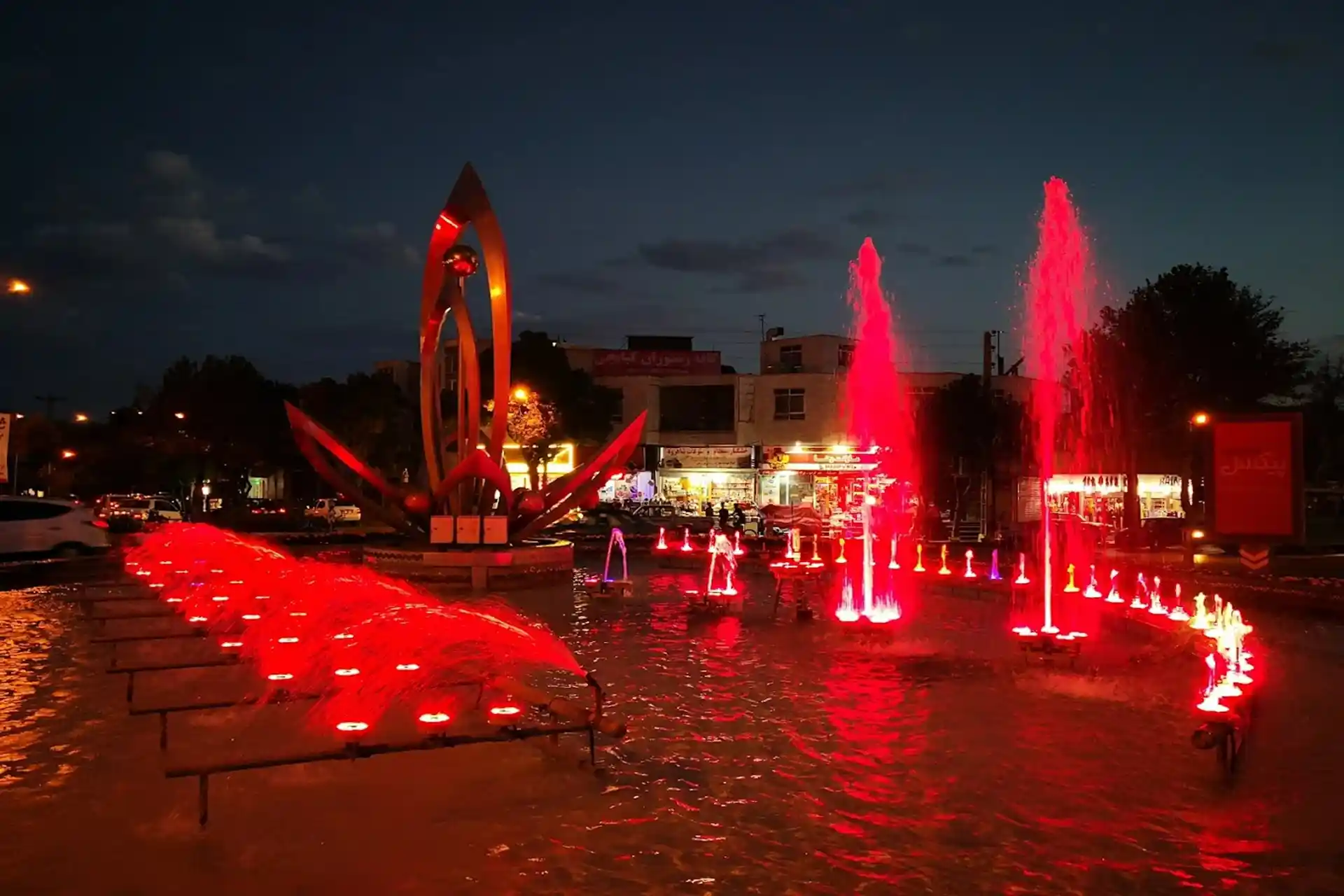 فواره‌های میدان آزادی شاهرود