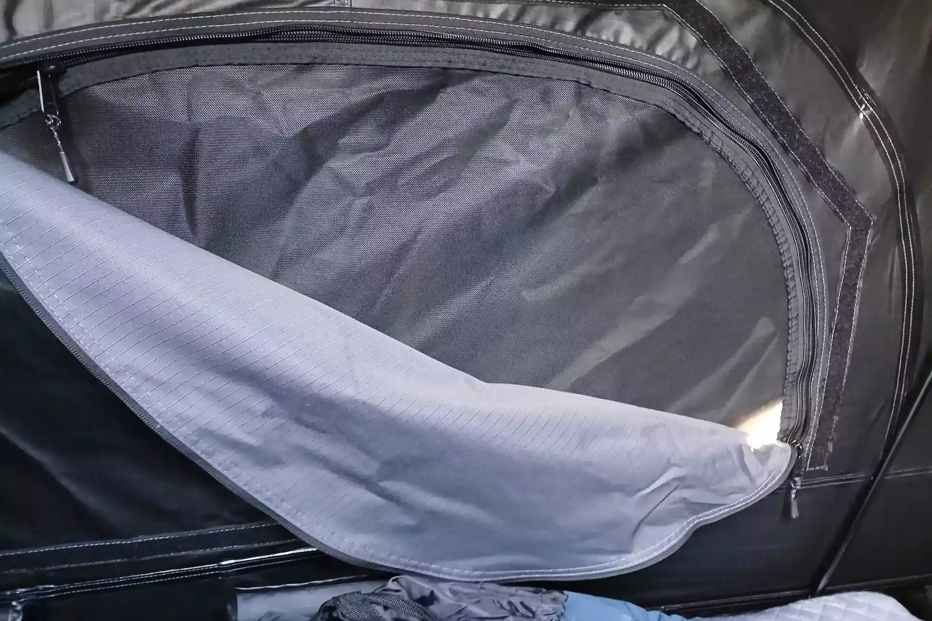 درب ورود و خروج چادر ویژن ایکس-ال