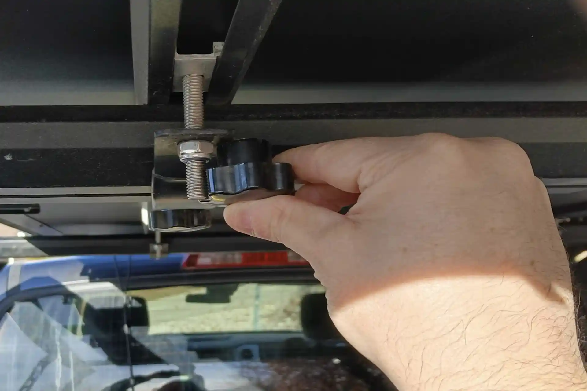 پیچ‌های نصب چادر Vision XL